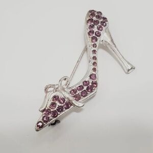 Vintage Monet Silver Tone High Heel Purple Rhinestones Bow Shoes Brooch 🌴